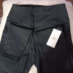 NWT Baleaf Black High-Rise Leggings. Size XS.